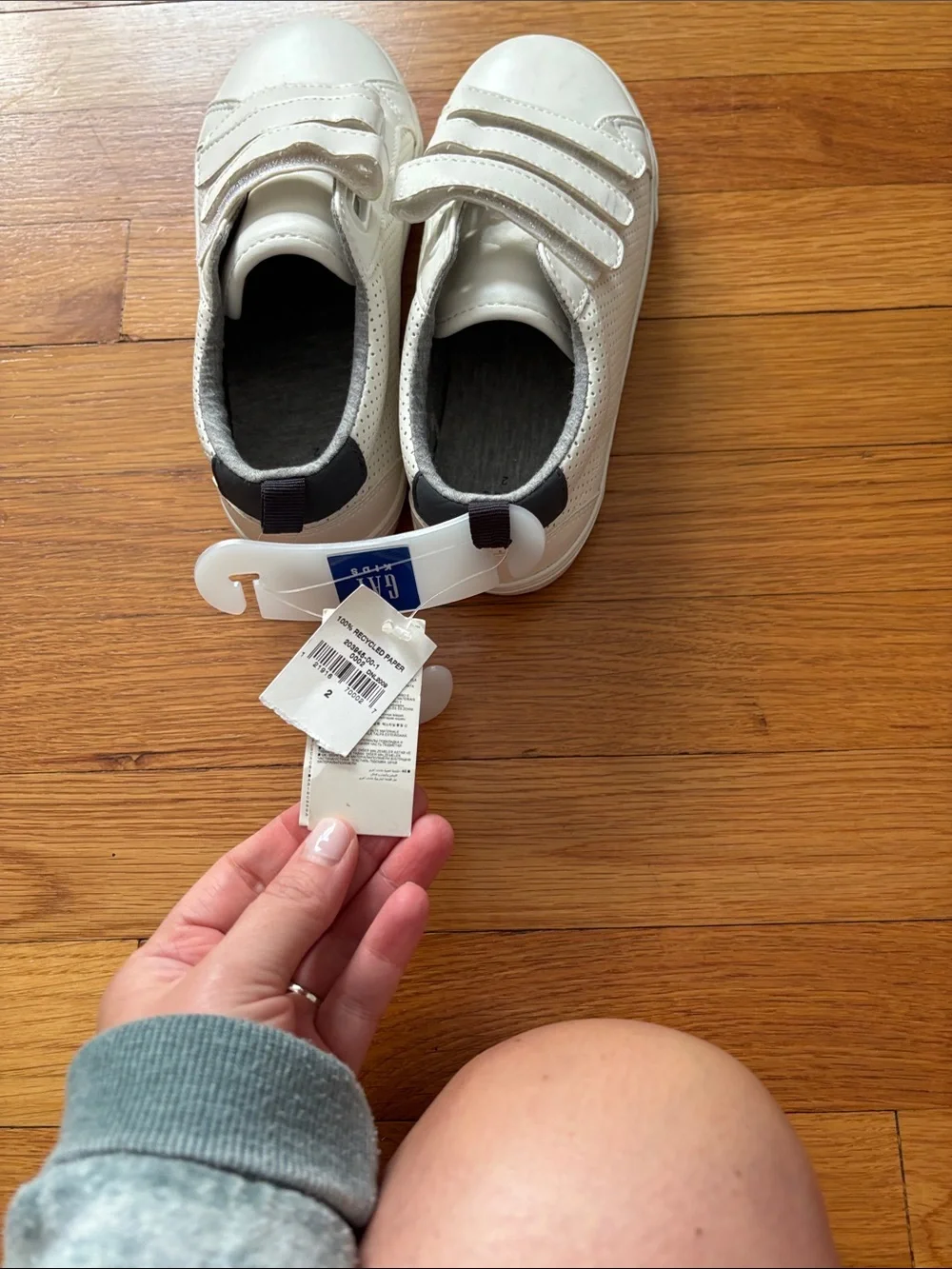 NWT GAP White Kids Velcro Perforated Sneakers